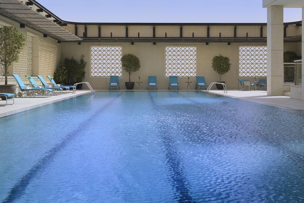 Courtyard By Marriott Kuwait City Ngoại thất bức ảnh