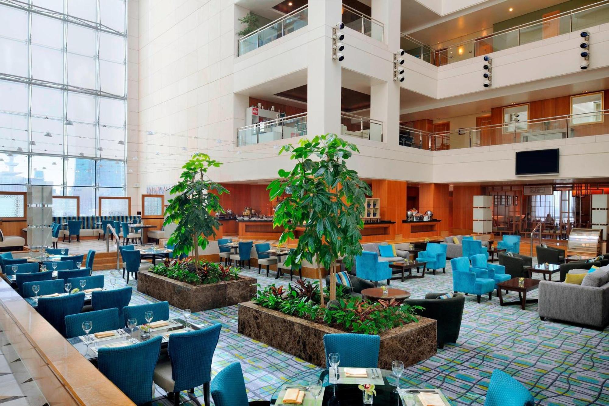 Courtyard By Marriott Kuwait City Ngoại thất bức ảnh