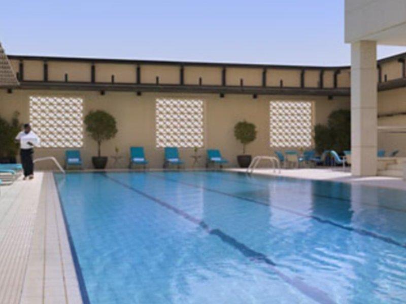 Courtyard By Marriott Kuwait City Ngoại thất bức ảnh